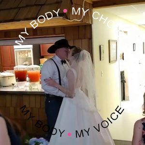 Meet your Posher, Bailey